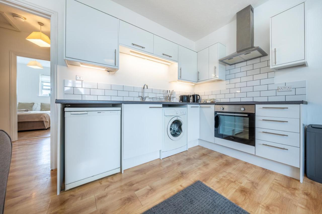 Stansted Airport & Bishops Stortford Town Centre Professional Apartment Bishop's Strotford Exterior foto